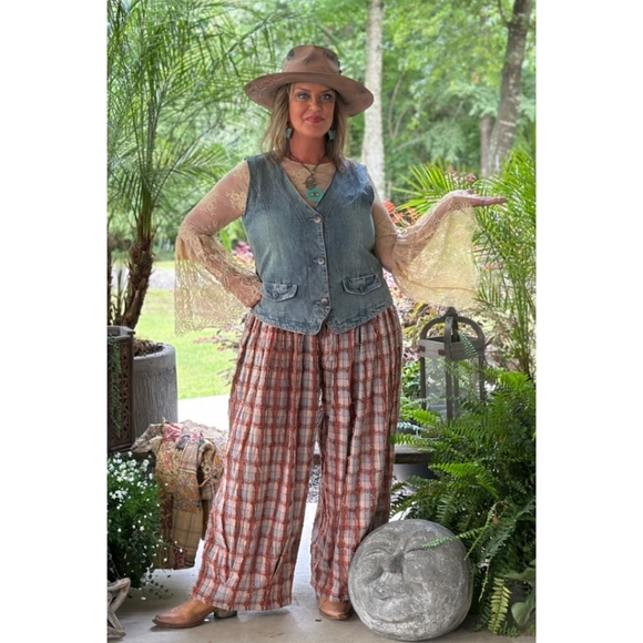 NEW Jaded Gypsy Garden Tea Lace Top - Tea Stain - Picture 2 of 2